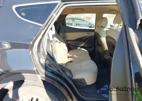 2017 Hyundai Santa Fe Sport 2.4L z USA, uszkodzony, nr VIN 5NMZUDLBXHH044891